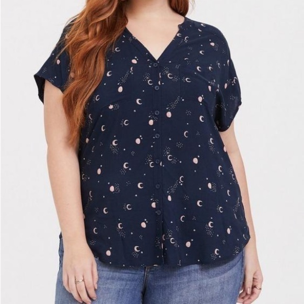 Women’s torrid 1 Moon and Stars Navy Challis Dolman Pullover Top 14 16 1XL